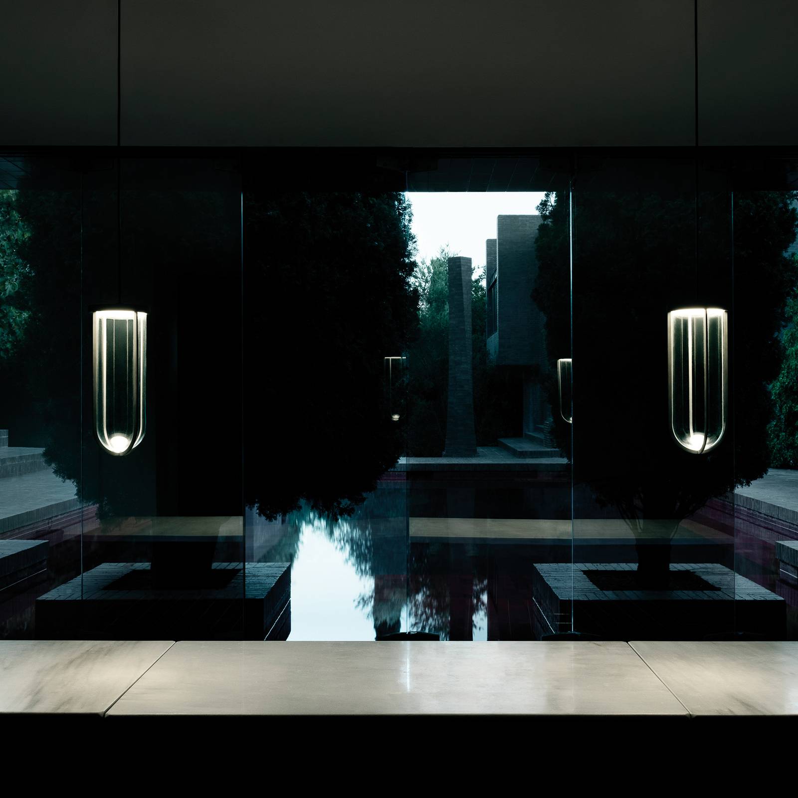 FLOS Závěsná venkovní svítidla