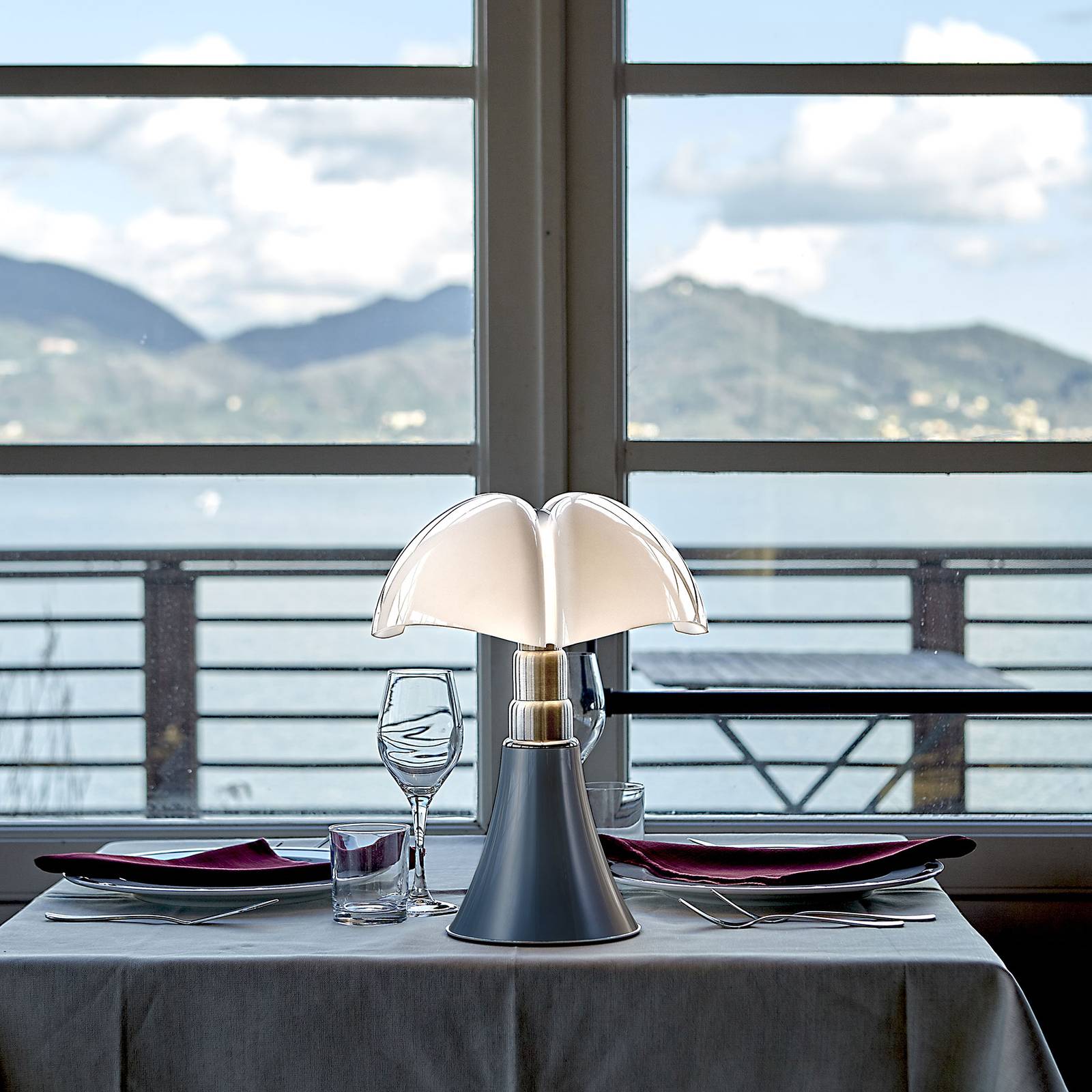 Martinelli Luce 620/J/VE Stolní lampy