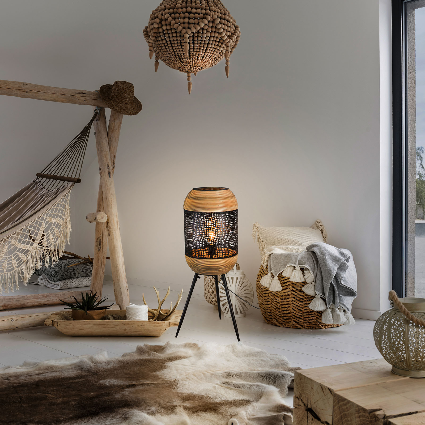 Nino Leuchten Stojací lampy