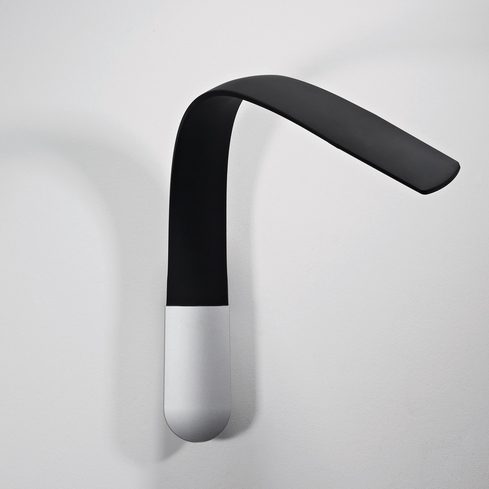 QisDesign RL13_W SCHWARZ Nástěnná svítidla